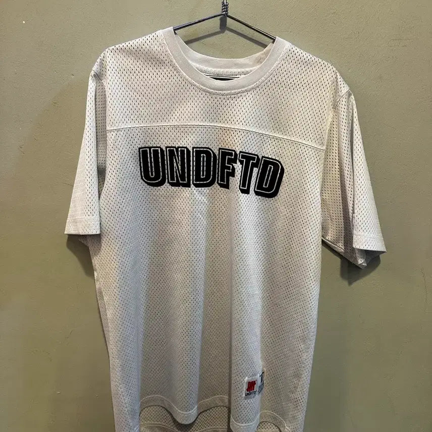 [BUNJANG] UNDEFEATED Jersey T-Shirt / UNDEFEATED 져지 반팔티