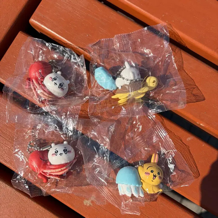 [BUNJANG] Muzy Factory Chiikawa Aquarium Gacha Keyring / 먼작귀 치이카와 수족관 가챠 키링 모몽가 하치와레 우사기 치이카와