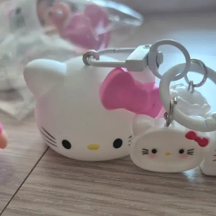 [BUNJANG] Monchhichi Kitty Transformation Keyring / 몬치치 키티모자 변신 키링 짱귀여움