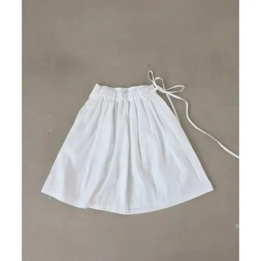 [BUNJANG] Ably Avant Deux Ribbon Pintuck Skirt / 에이블리 아방듀 리본 핀턱 스커트