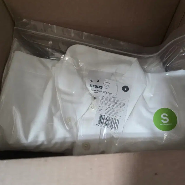 [SOLD OUT] 아이앱 스튜디오 셔츠 s