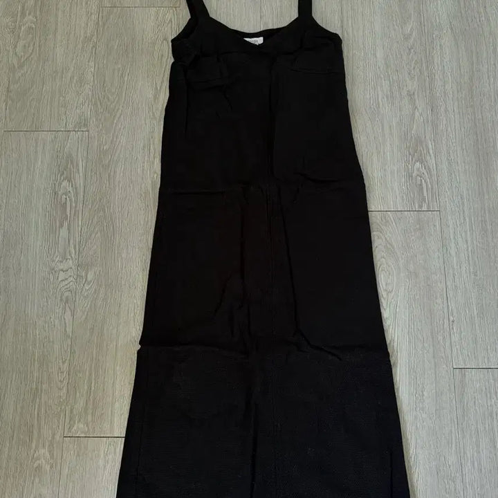 [BUNJANG] LENUEE Long Black Dress / LENUEE 롱 블랙 원피스