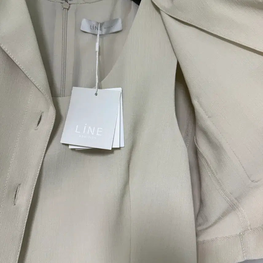 [SOLD OUT] (새제품)LINE 여름 하객 원피스 55 사이즈