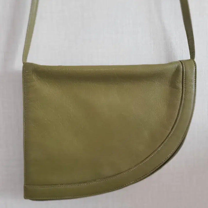 [BUNJANG] LA BAGGAGE Lambskin Crossbody Bag Olive Green / LA BAGGAGE 라바가쥬 프랑스 크로스백