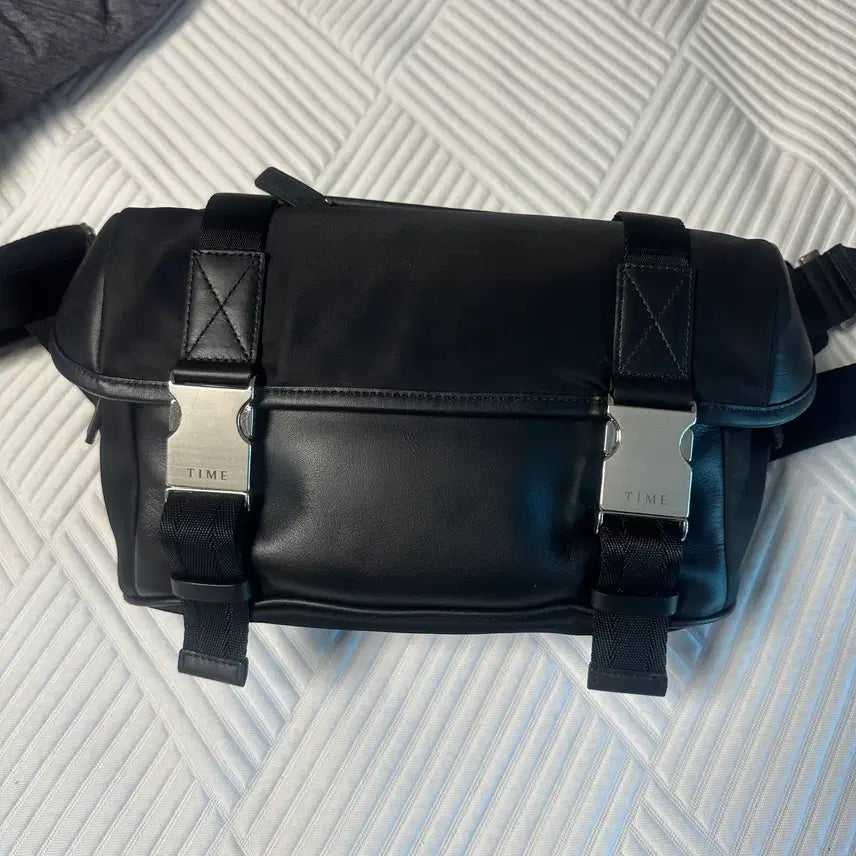 [BUNJANG] TIME HOMME Bike Bag (Prada Motif) / 신품급 타임옴므 바이크백 판매