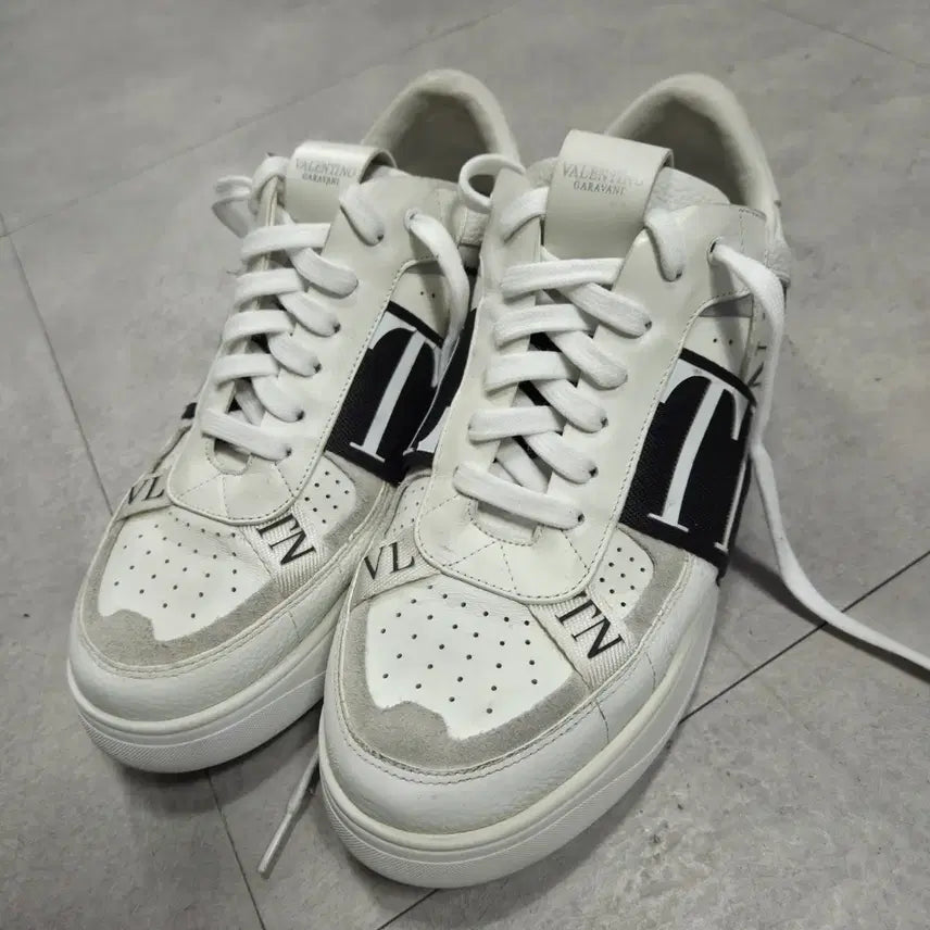 [BUNJANG] Valentino Garavani VL7N Sneakers (44) / 발렌티노 가라바니 VL7N 스니커즈(44) 270