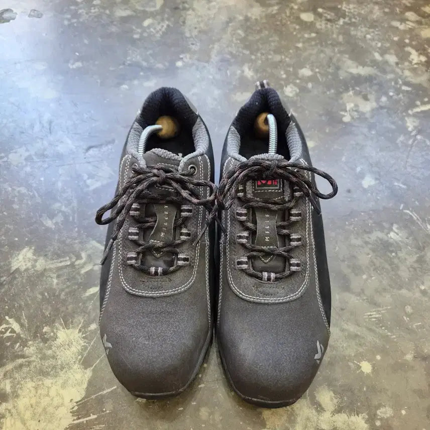 [BUNJANG] Millet Safety Work Shoes / 285) 밀레 안전화 신발 작업화