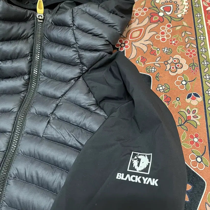 [BUNJANG] Black Yak Goose Down Lightweight Jacket S/90 / 블랙야크 구스다운 경량 다운 자켓 S/90