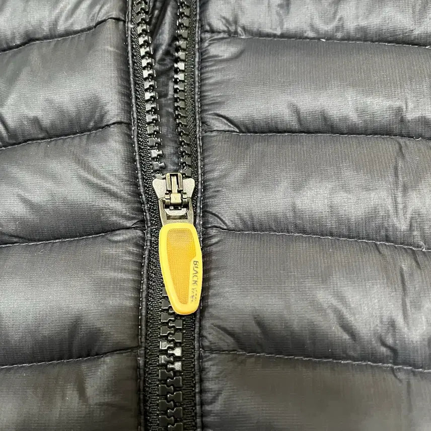 [BUNJANG] Black Yak Goose Down Lightweight Jacket S/90 / 블랙야크 구스다운 경량 다운 자켓 S/90