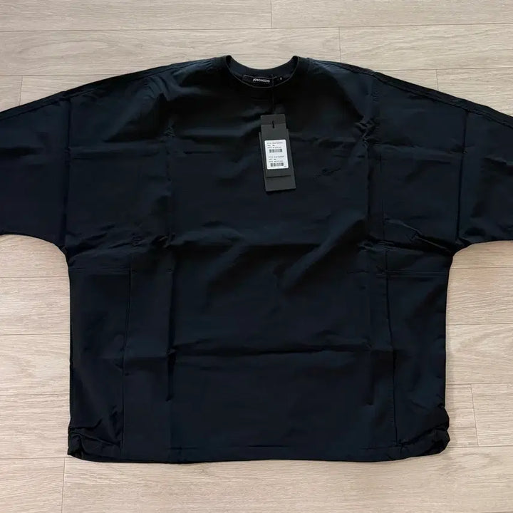 [SOLD OUT] 지오송지오 볼륨 돌먼 티셔츠 블랙 - 95 사이즈