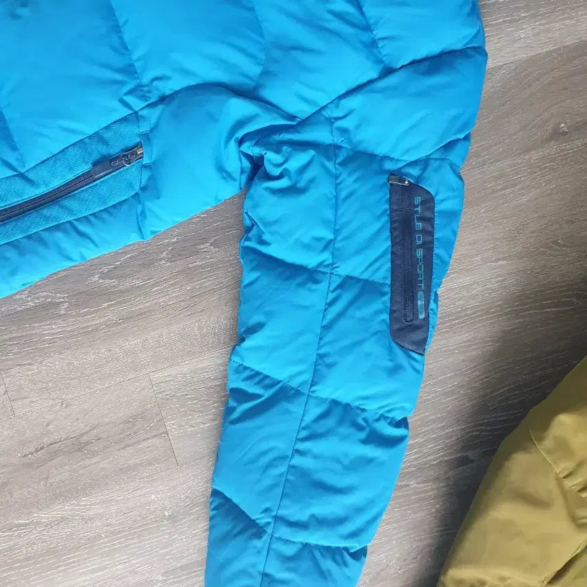 [SOLD OUT] 휠라 남성 패딩 100