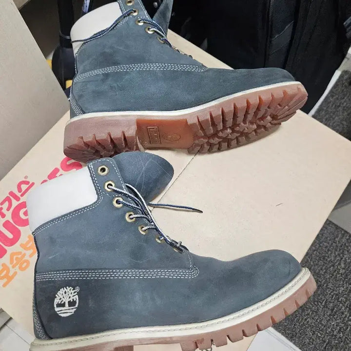 [BUNJANG] Converse Chuck 70 Sky Blue High-Top Sneakers &amp; Timberland Nubuck Navy Boots / 컨버스하이 척70 스카이블루, 팀버랜드 누벅 워커 네이비