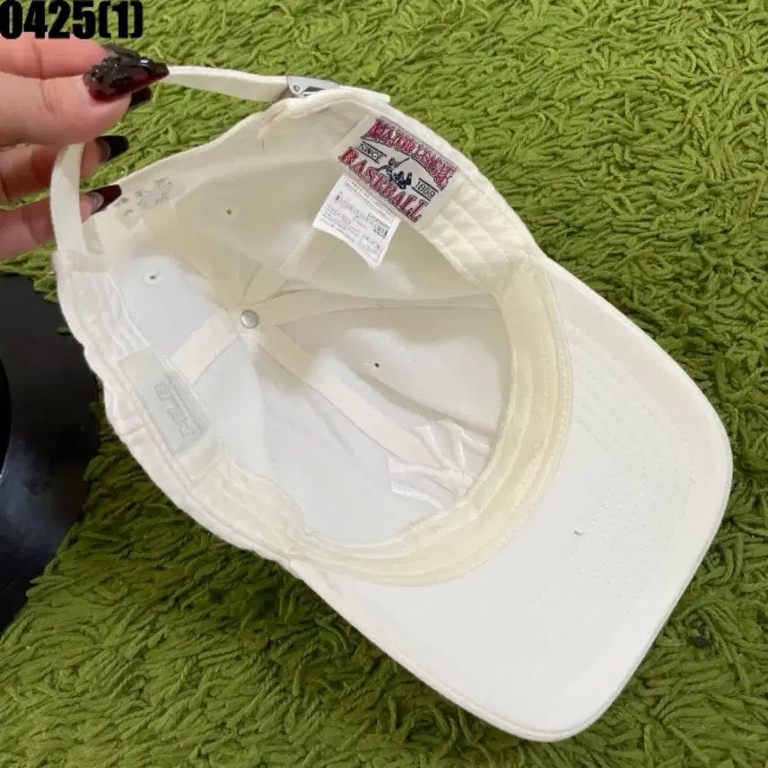 [BUNJANG] New York Yankees NY White Ball Cap / 뉴욕 양키스 NY 화이트 볼캡 모자