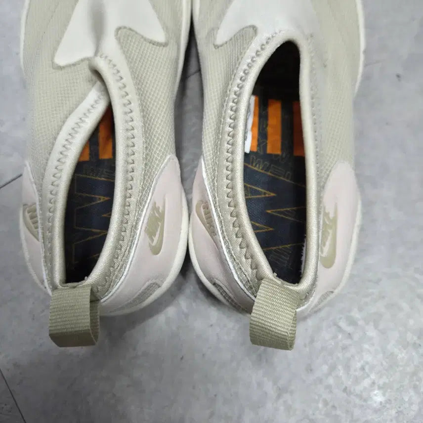 [BUNJANG] Nike Aqua Turf Shoes 260 / 나이키 아쿠아 터프 슈즈  260