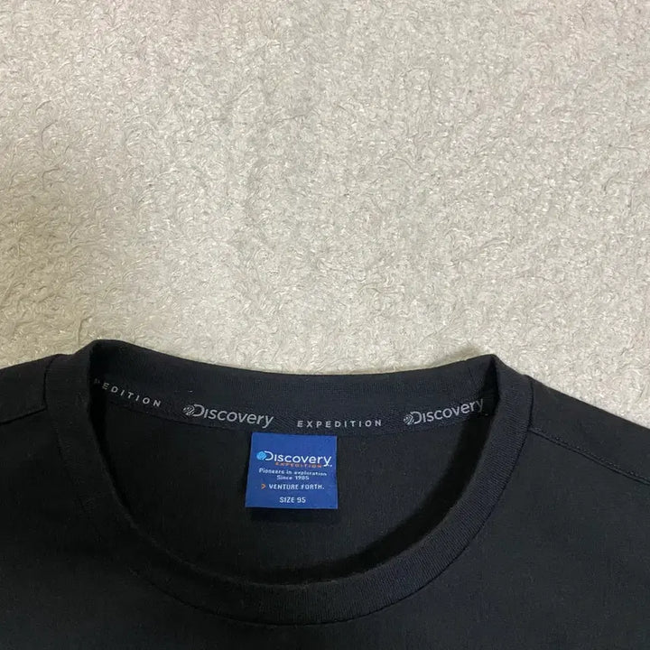 [SOLD OUT] 디스커버리 익스페디션 검정 반팔 티셔츠 95