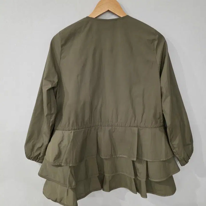 [BUNJANG] Jrun Khaki Frill Jacket / Jrun 카키색 캉캉 후릴 자켓