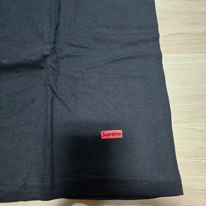 [SOLD OUT] 슈프림 헤인즈 블랙 M (2장)