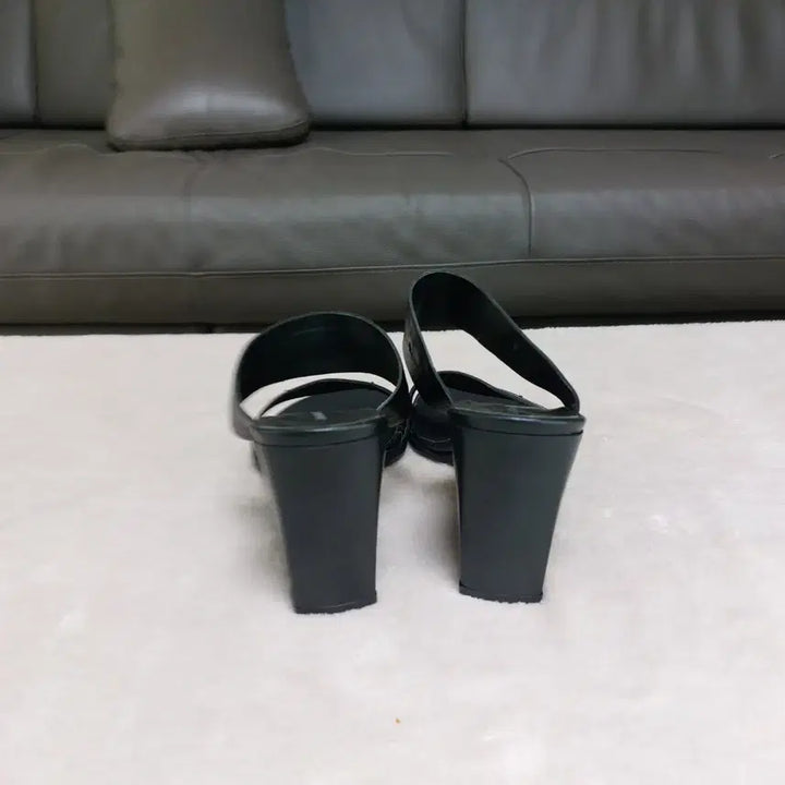 [BUNJANG] Banana Republic Sandals / (245)바나나 리퍼블릭 샌들힐