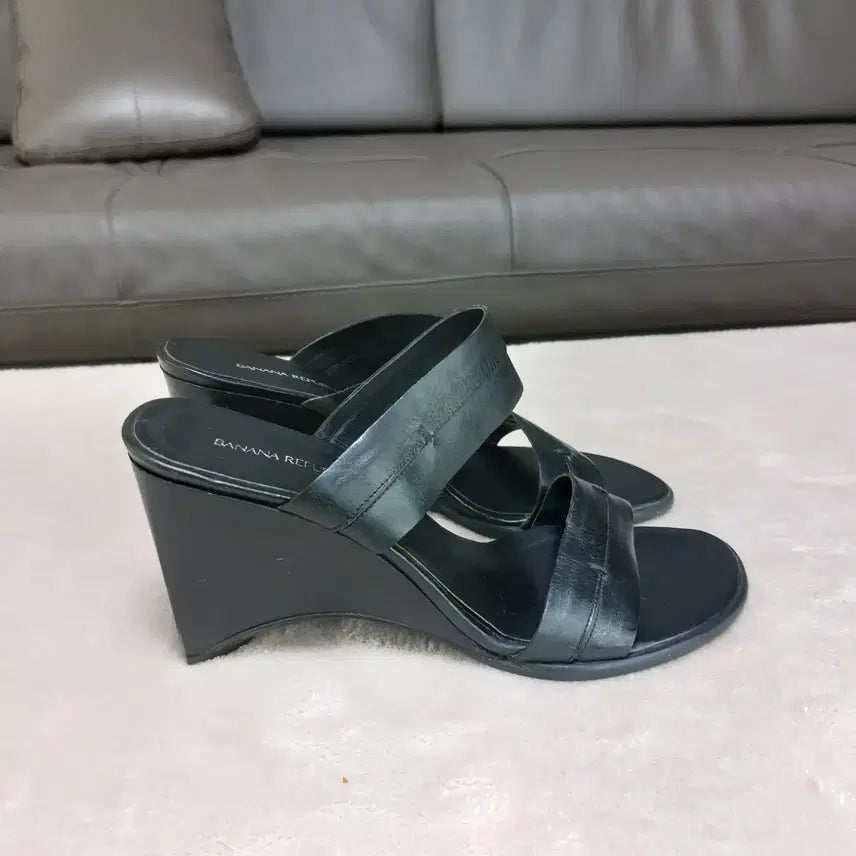 [BUNJANG] Banana Republic Sandals / (245)바나나 리퍼블릭 샌들힐