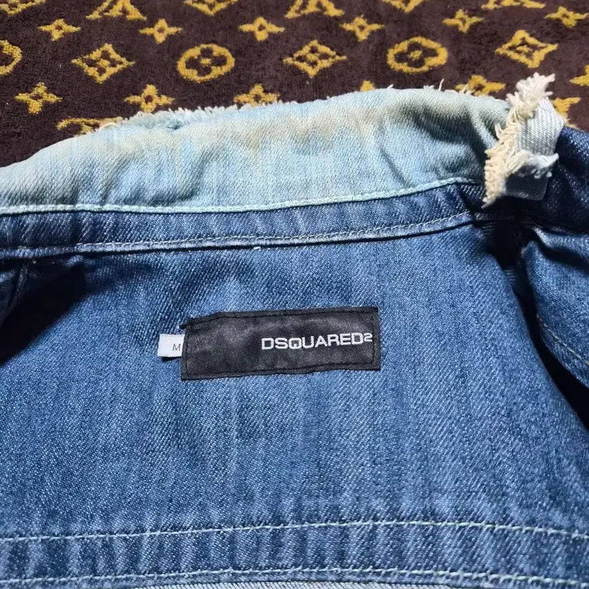 [BUNJANG] Dsquared2 Denim Jacket / 디스퀘어드 데님 청자켓 패치 워싱진