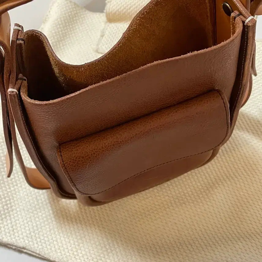 [BUNJANG] Moobooz Ribbon Crossbody Bag / 무부우즈 리본크로스백