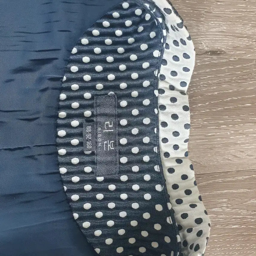 [SOLD OUT] 리본 여성 점퍼 88-92-160