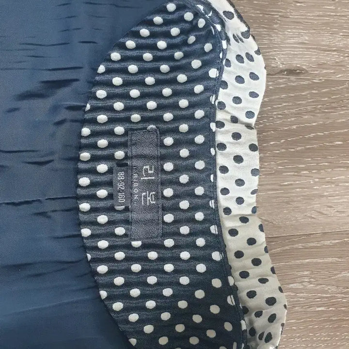 [SOLD OUT] 리본 여성 점퍼 88-92-160