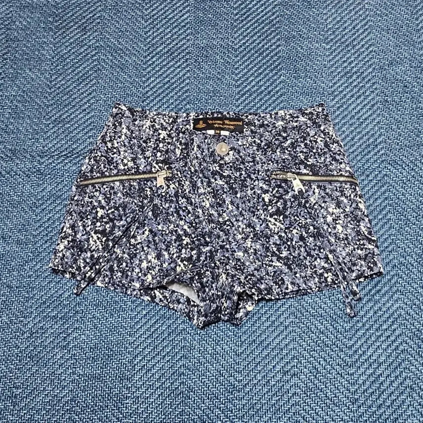 [BUNJANG] Vivienne Westwood Flower Print Shorts / 비비안웨스트우드 플라워 프린트 반바지