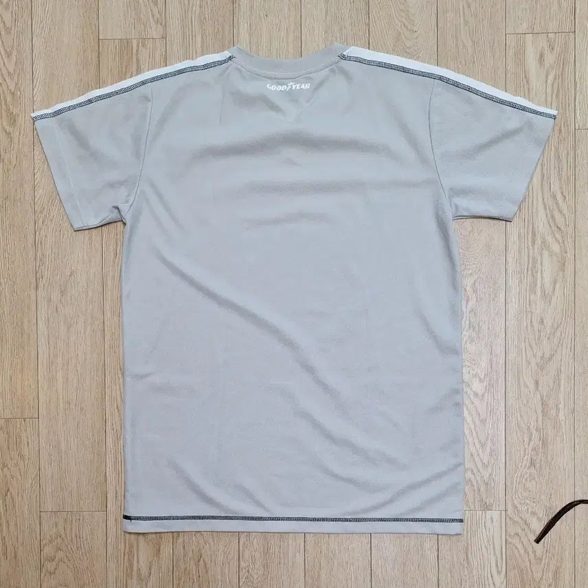 [BUNJANG] Goodyear Tire T-shirt (L) / 미사용 굿이어 타이어 반팔티 L사이즈 (90정도)(줄자사진 참고하시길요