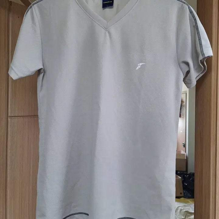 [BUNJANG] Goodyear Tire T-shirt (L) / 미사용 굿이어 타이어 반팔티 L사이즈 (90정도)(줄자사진 참고하시길요