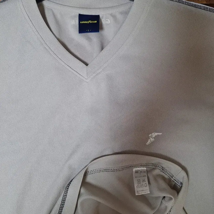 [BUNJANG] Goodyear Tire T-shirt (L) / 미사용 굿이어 타이어 반팔티 L사이즈 (90정도)(줄자사진 참고하시길요