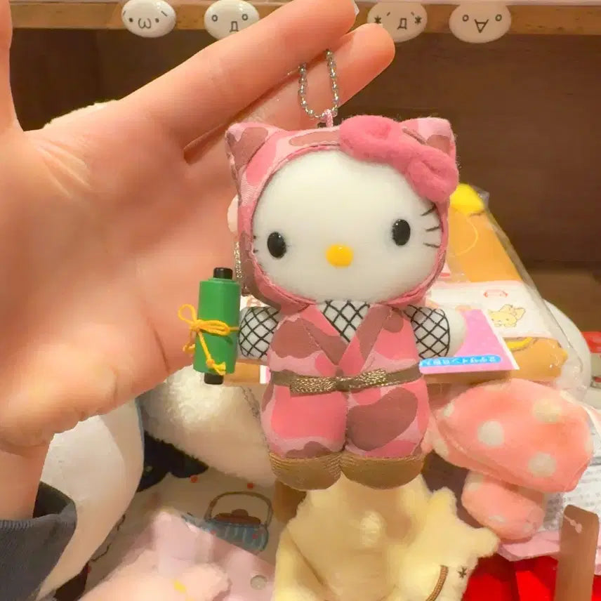 [BUNJANG] Sanrio Ninja Hello Kitty Pink Plush Keyring / 고전 산리오 닌자 핑크 헬로키티 인형 키링