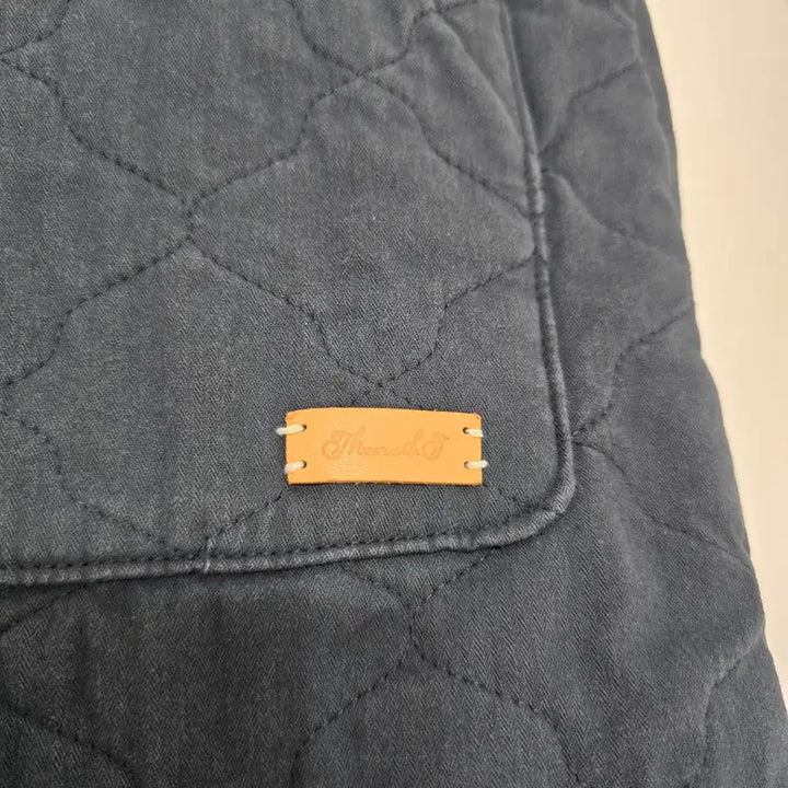 [BUNJANG] Thursday Island Quilted Coat / 써스데이아일랜드 노카라  퀼팅 코트