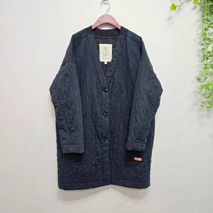 [BUNJANG] Thursday Island Quilted Coat / 써스데이아일랜드 노카라  퀼팅 코트