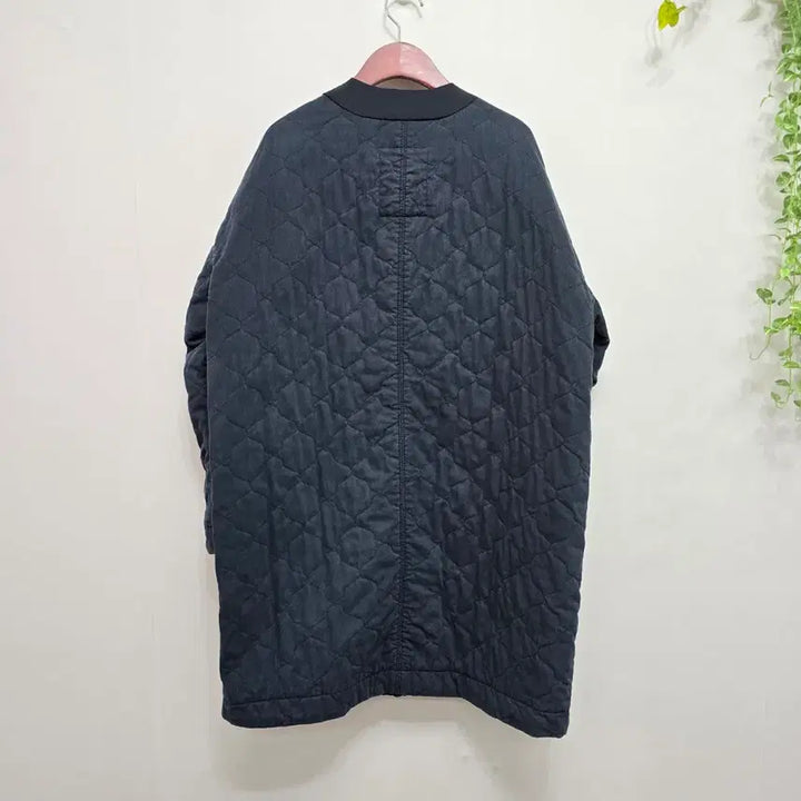 [BUNJANG] Thursday Island Quilted Coat / 써스데이아일랜드 노카라  퀼팅 코트