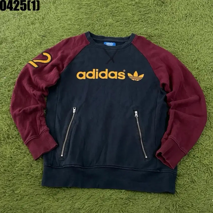 [BUNJANG] Adidas Fleece Sweatshirt Black/Burgundy / 아디다스 기모 맨투맨 티셔츠 블랙/버건디