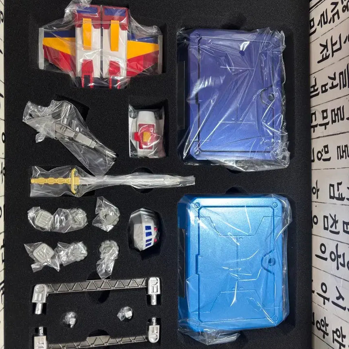 [BUNJANG] Korean Air Taekwon V Limited Edition Figure / 대한항공 태권브이