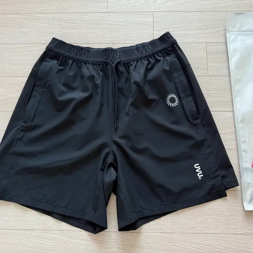 [SOLD OUT] UVU 트레이닝 쇼츠 블랙