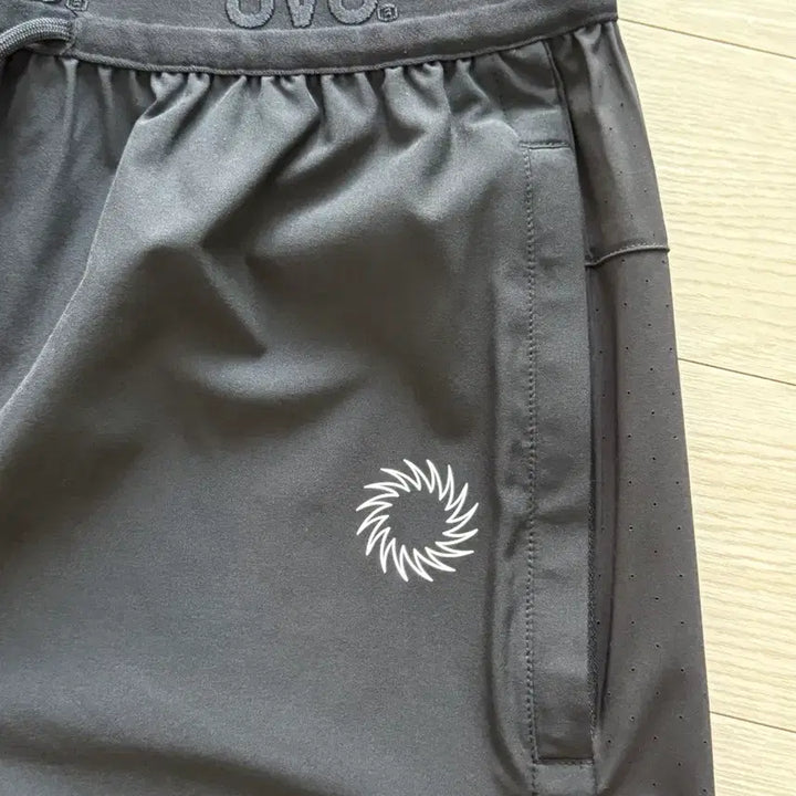 [SOLD OUT] UVU 트레이닝 쇼츠 블랙
