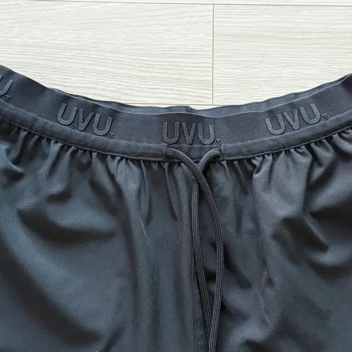 [SOLD OUT] UVU 트레이닝 쇼츠 블랙