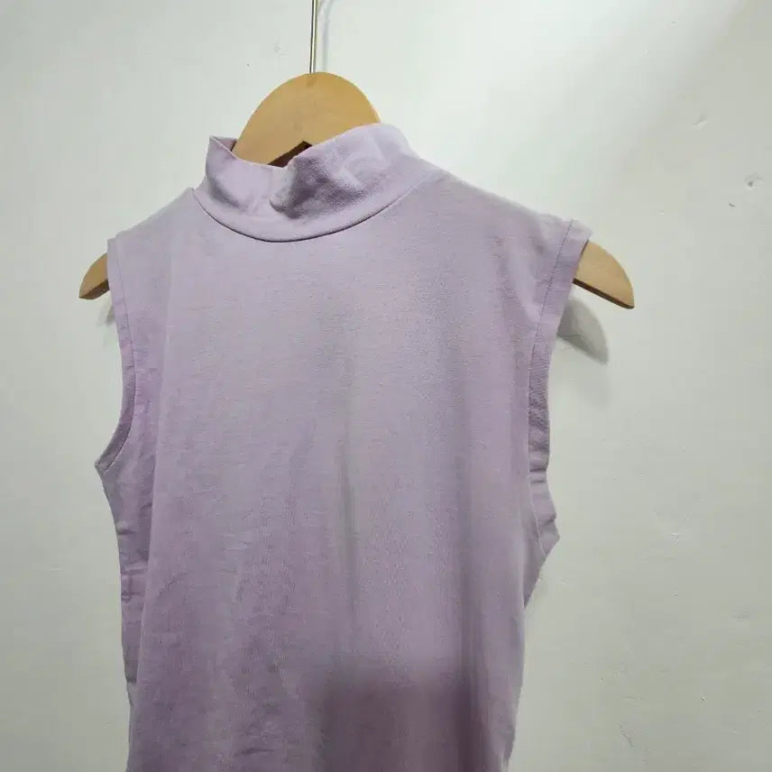 [BUNJANG] Purple Turtleneck Sleeveless Top / 퍼플 목폴라 민소매 티셔츠