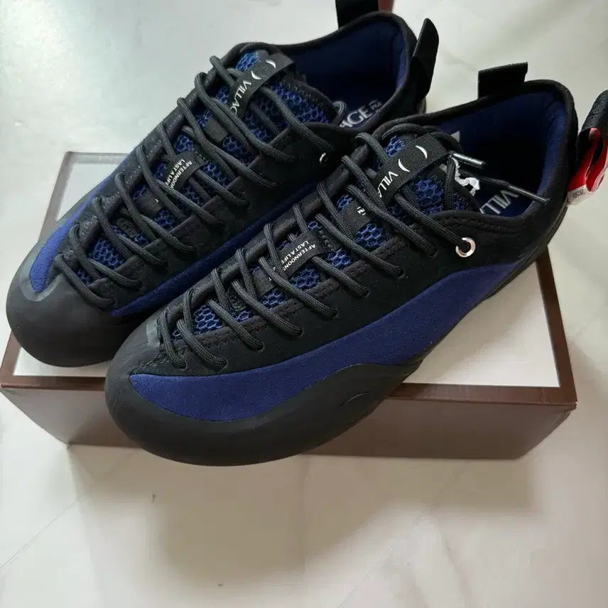 [BUNJANG] Village 1PM Sneakers 10.5 Size / Village pm 1PM 10.5사이즈