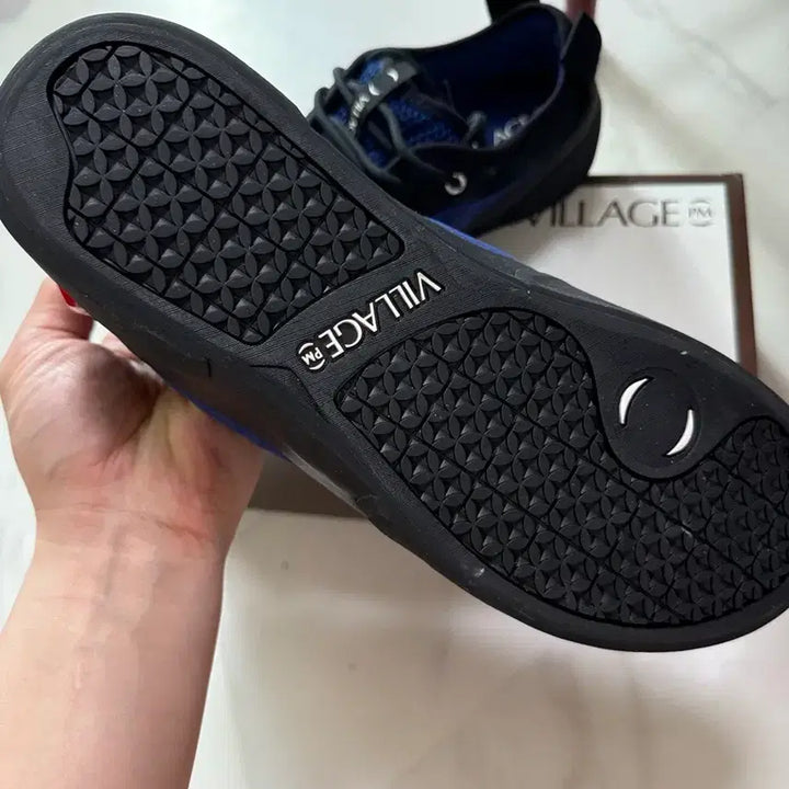[BUNJANG] Village 1PM Sneakers 10.5 Size / Village pm 1PM 10.5사이즈