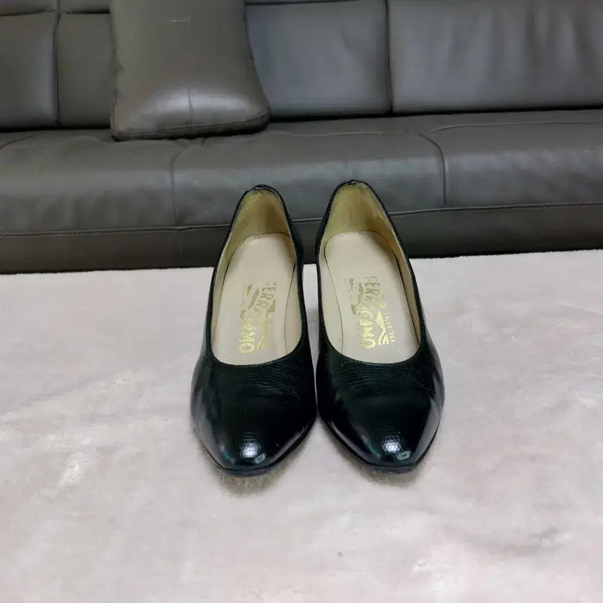 [BUNJANG] Ferragamo Heels / (225)페레가모 구두