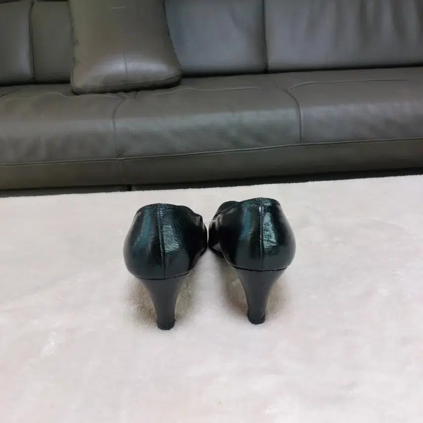 [BUNJANG] Ferragamo Heels / (225)페레가모 구두