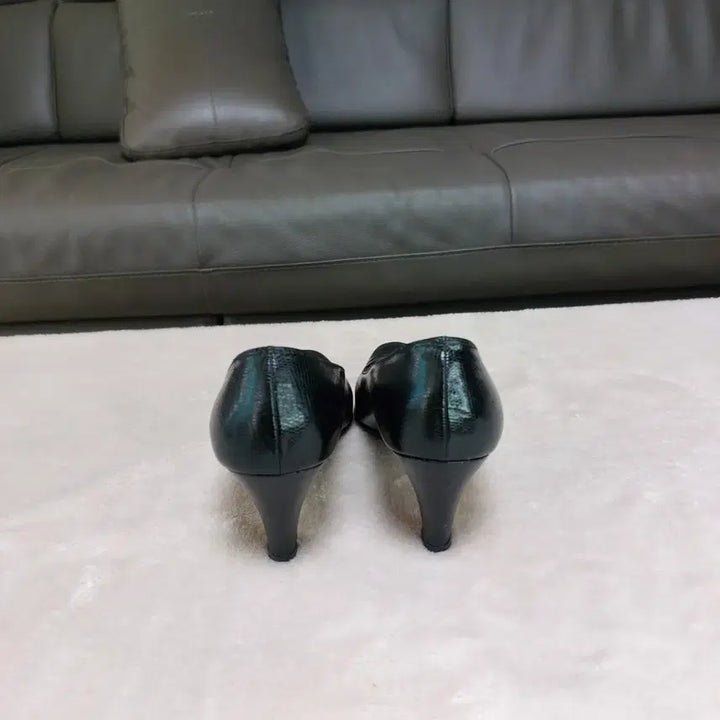 [BUNJANG] Ferragamo Heels / (225)페레가모 구두