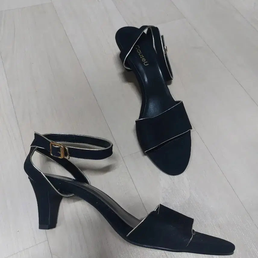 [BUNJANG] CauseU Black Suede Heel Sandals 260mm / 여자구두 샌들 260