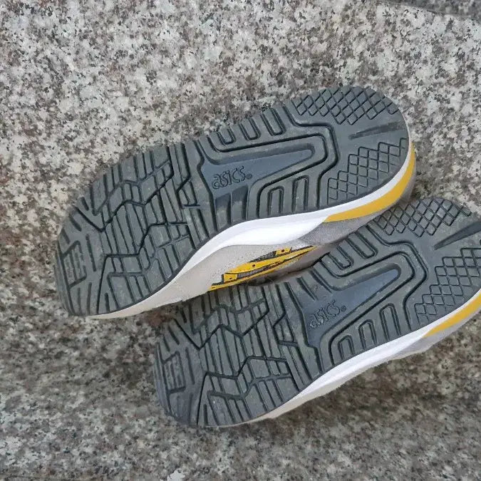[BUNJANG] Asics Gel-Lyte III OG White/Yellow Sneakers / 아식스 젤라이트 III OG 화이트/옐로우 스니커즈