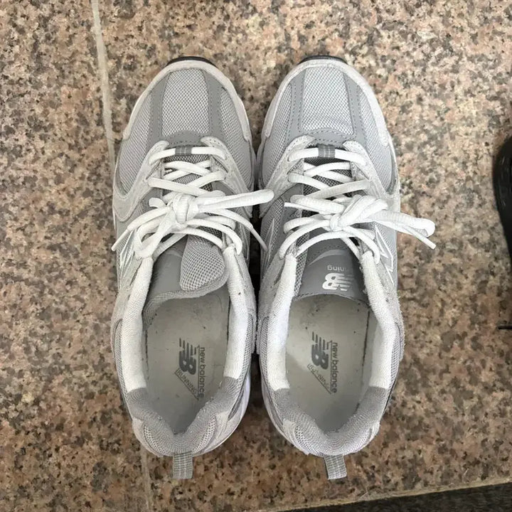 [BUNJANG] New Balance 530 Sneakers / 뉴발란스530 (240)