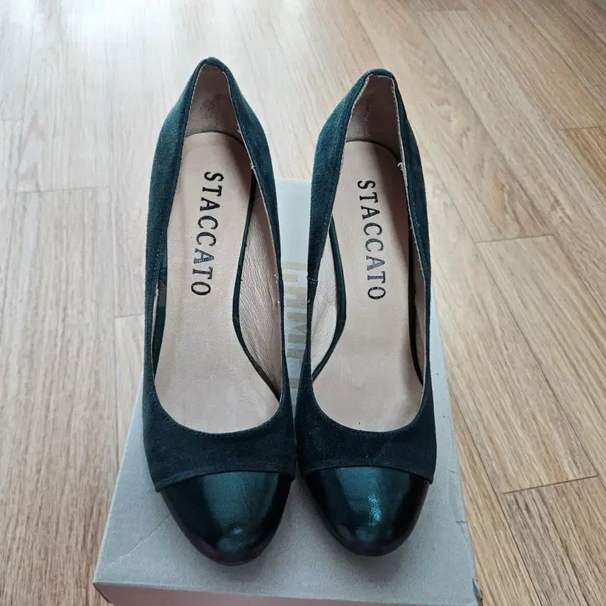 [BUNJANG] Staccato 225mm Suede Heels / 스타카토 구두 225사이즈